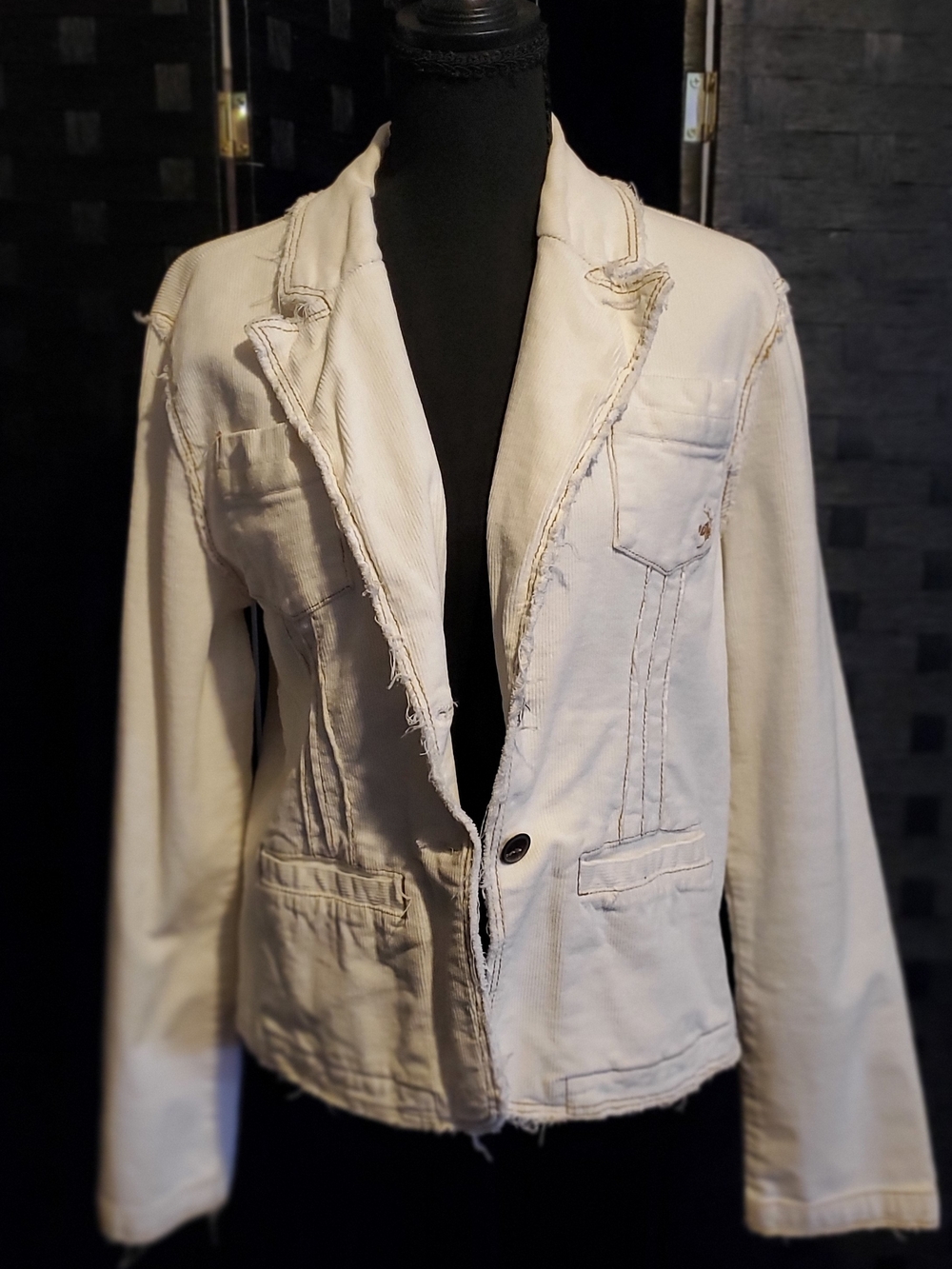 UNIONBAY Cream Frayed-Edge Blazer Jacket